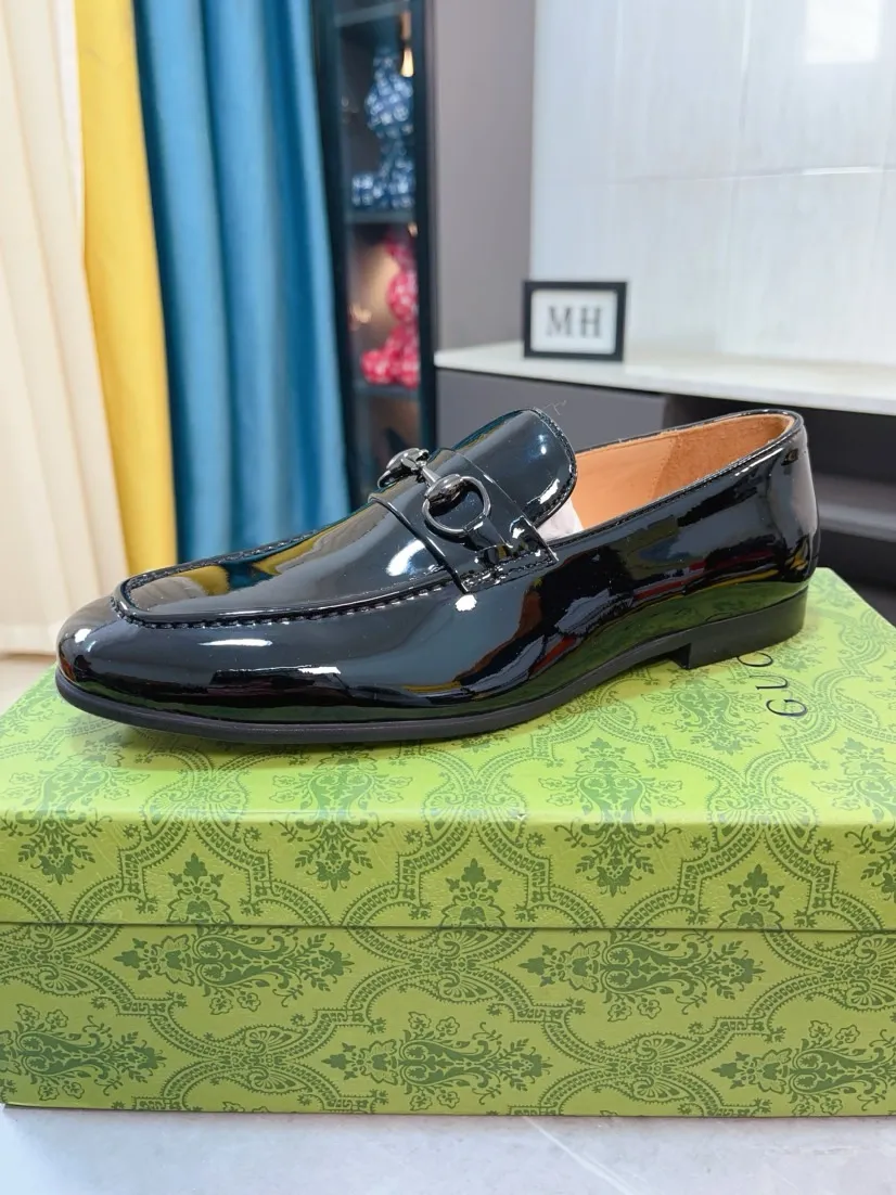 Men's shoes 💰500🌹🌹【GUCCI】The most popular classic Gucci leather shoes. Synchronized with the official website, the upper is made of Italian first-layer cowhide ➕cowhide lining, with unique brand and unique craftsmanship. Highlighting the hot style of the new year. Stop hesitating, stop wandering, get it now. Number: 38--44